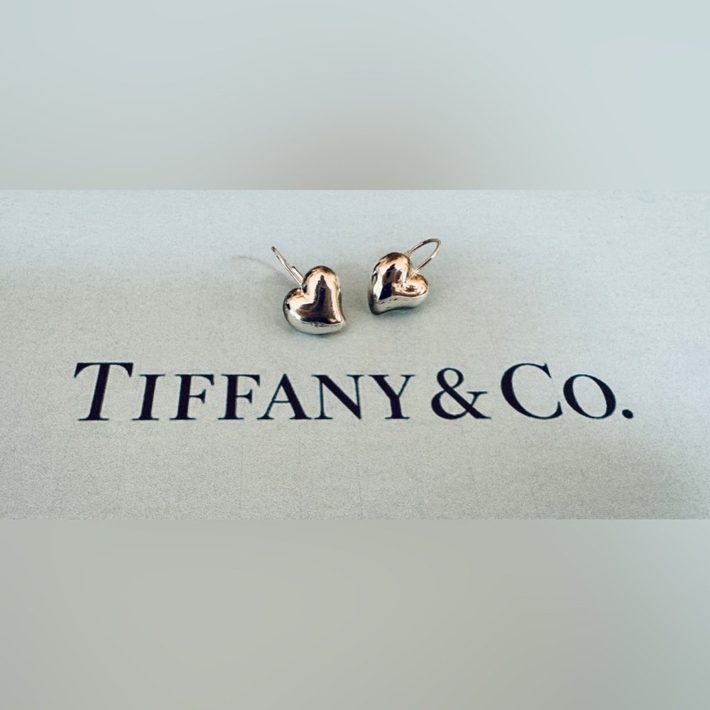 ✨Tiffany & Co. Silver Puffed Heart Earrings✨